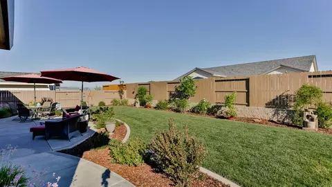 421 Belvedere Dr, Redding, CA 96003 photo 44
