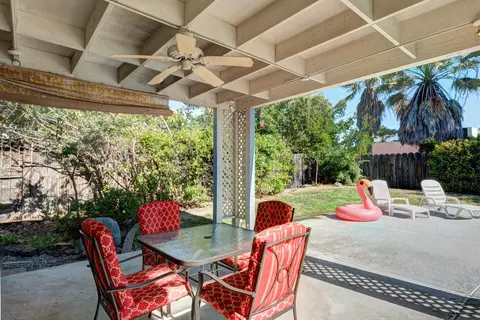 174 Woodhill Dr, Redding, CA 96003 photo 10