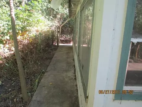 6974 Redberry Ln, Redding, CA 96002 photo 11