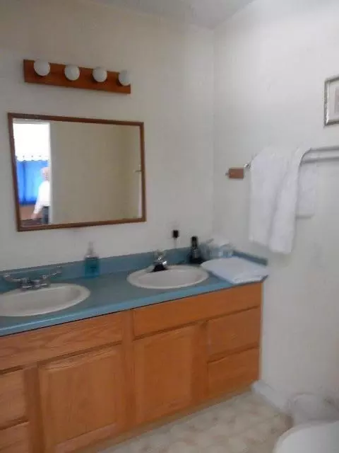 13837 Bear Cub Ct, Redding, CA 96003 photo 10