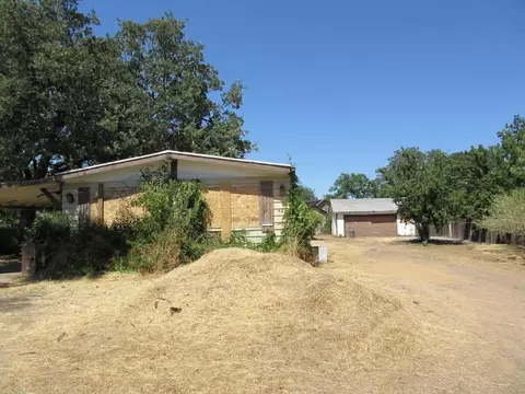 942 July Way, Redding, CA 96003 photo 1