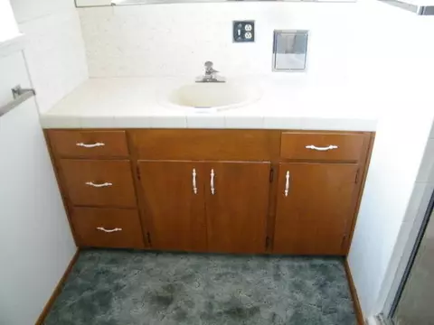 7045 Granada Dr, Redding, CA 96002 photo 9