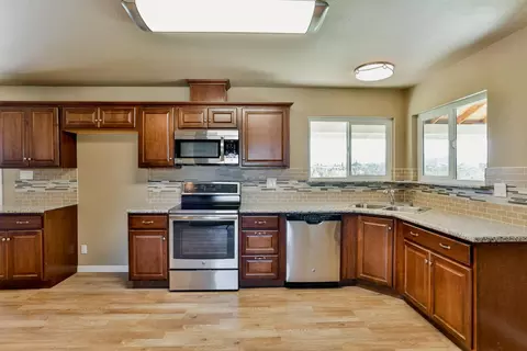 3750 Brian Ct, Redding, CA 96001 photo 17