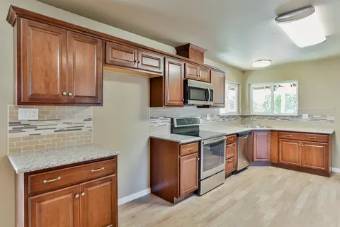3750 Brian Ct, Redding, CA 96001 photo 16