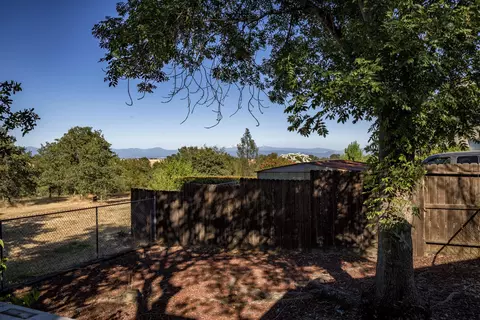 1800 Wasatch Ct, Redding, CA 96001 photo 27