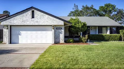 1800 Wasatch Ct, Redding, CA 96001 photo 1