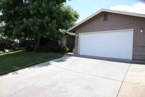 188 Justin Way, Redding, CA 96003 photo 1