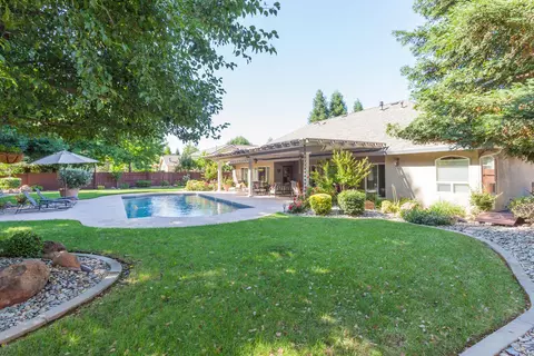 4720 Yellowstone Dr, Redding, CA 96002 photo 6