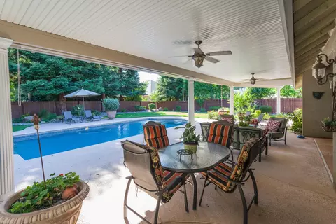 4720 Yellowstone Dr, Redding, CA 96002 photo 4