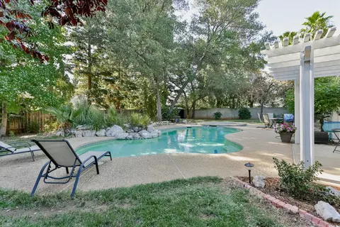 4122 Windwood Dr, Redding, CA 96002 photo 45