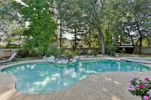 4122 Windwood Dr, Redding, CA 96002 photo 43