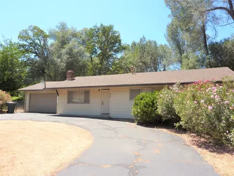 2044 Canyon Rd, Redding, CA 96001 photo 1