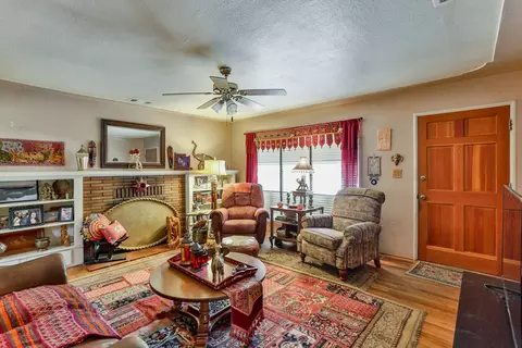 4654 Harrison Ave, Redding, CA 96001 photo 4