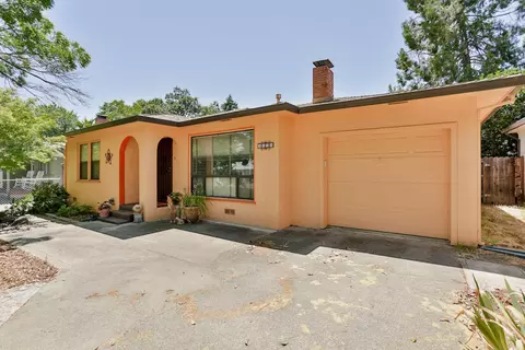 4654 Harrison Ave, Redding, CA 96001 photo 2