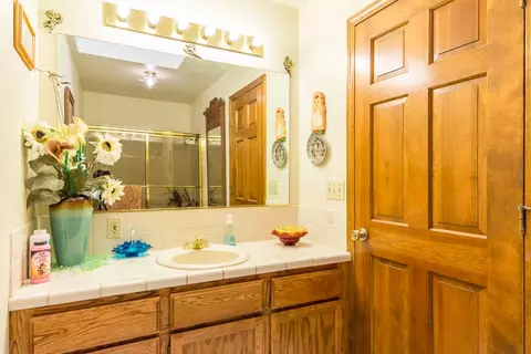 21660 Joy Ln, Redding, CA 96003 photo 20