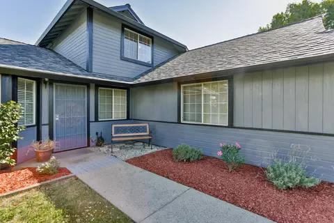 445 Viewpoint Dr, Redding, CA 96003 photo 5