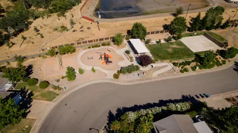 445 Viewpoint Dr, Redding, CA 96003 photo 46