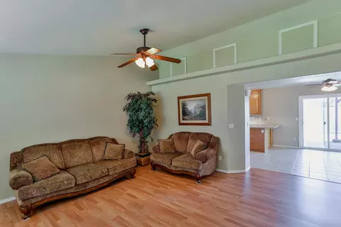 445 Viewpoint Dr, Redding, CA 96003 photo 7