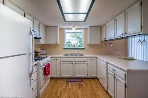 4475 Swallowtail Ct, Redding, CA 96003 photo 7