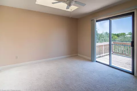 4475 Swallowtail Ct, Redding, CA 96003 photo 13