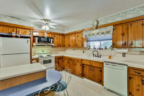 3434 Bechelli Ln, Redding, CA 96002 photo 13