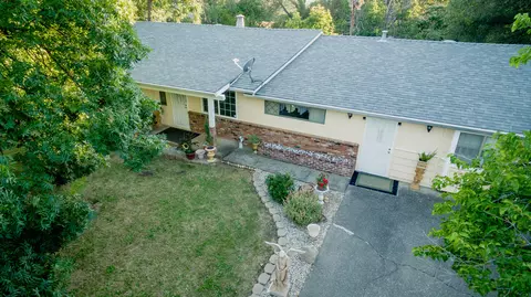 3434 Bechelli Ln, Redding, CA 96002 photo 6