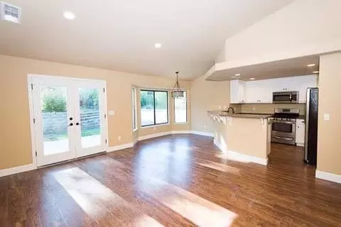 5536 Jan Ct, Redding, CA 96003 photo 3