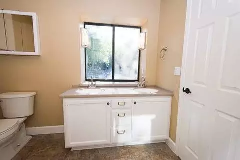 5536 Jan Ct, Redding, CA 96003 photo 10