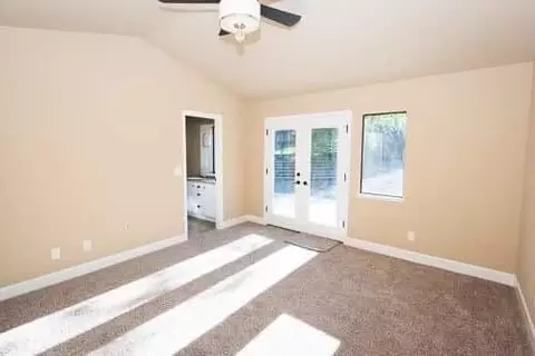 5536 Jan Ct, Redding, CA 96003 photo 8