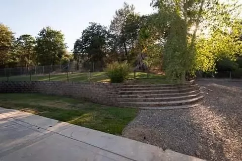 5536 Jan Ct, Redding, CA 96003 photo 17