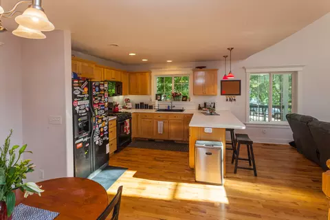 20133 Sunrise Dr, Redding, CA 96003 photo 9