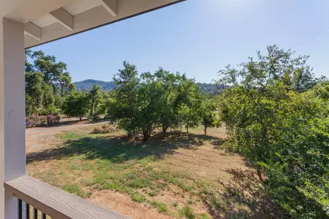 20133 Sunrise Dr, Redding, CA 96003 photo 38
