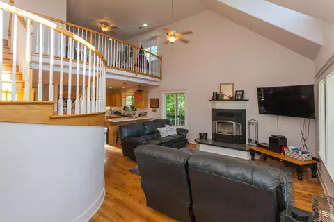 20133 Sunrise Dr, Redding, CA 96003 photo 6