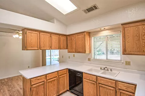 550 Viewpoint Dr, Redding, CA 96003 photo 7