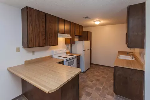 785 Kerryjen Ct, Redding, CA 96002 photo 9