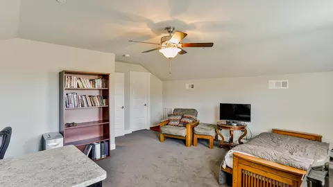 317 Stinson Loop, Redding, CA 96003 photo 31