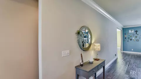 317 Stinson Loop, Redding, CA 96003 photo 6
