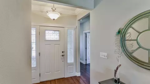 317 Stinson Loop, Redding, CA 96003 photo 5
