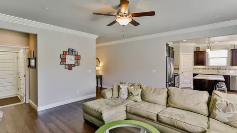 317 Stinson Loop, Redding, CA 96003 photo 10