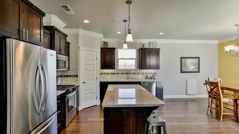 317 Stinson Loop, Redding, CA 96003 photo 11