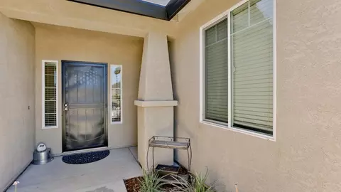 317 Stinson Loop, Redding, CA 96003 photo 4