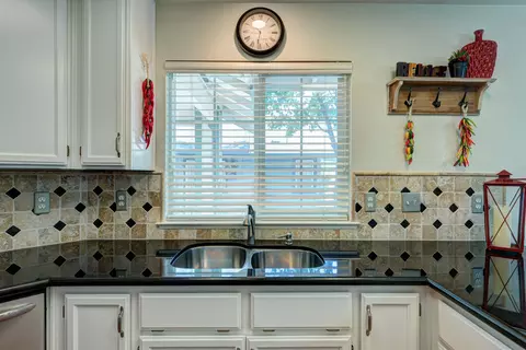 266 Buckhorn Walk, Redding, CA 96003 photo 9