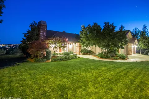 3311 Stanford Dr, Redding, CA 96003 photo 1