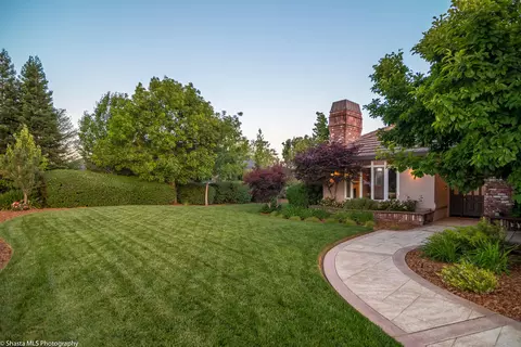 3311 Stanford Dr, Redding, CA 96003 photo 6