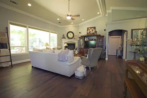 512 Antoinette Ct, Red Bluff, CA 96080 photo 8
