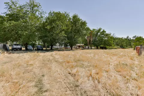 12250 Alpha Ln, Redding, CA 96003 photo 32