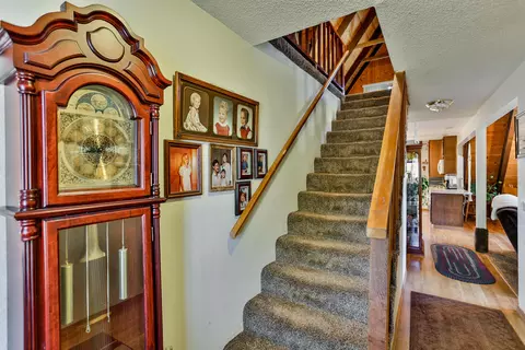 12250 Alpha Ln, Redding, CA 96003 photo 18