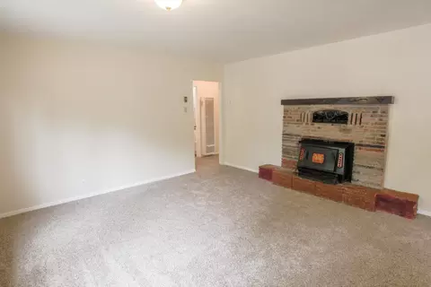 1117 Layton Rd, Redding, CA 96002 photo 4