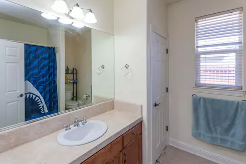 588 Castenda Dr, Redding, CA 96003 photo 23