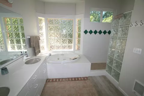 227 Mora Ct, Redding, CA 96003 photo 25